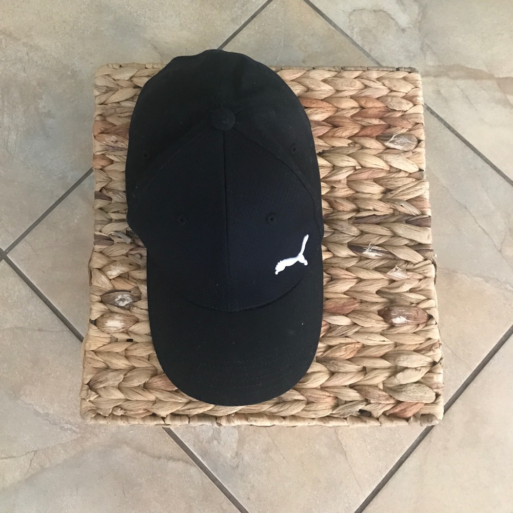 Black and white Puma baseball cap